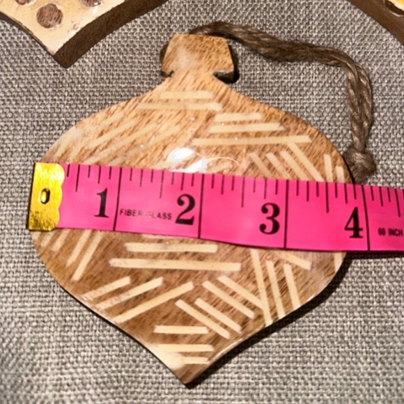New Set of 3 mango wood ornaments, Sam + Ollie modern farmhouse, Christmas, gift - Picture 14 of 14